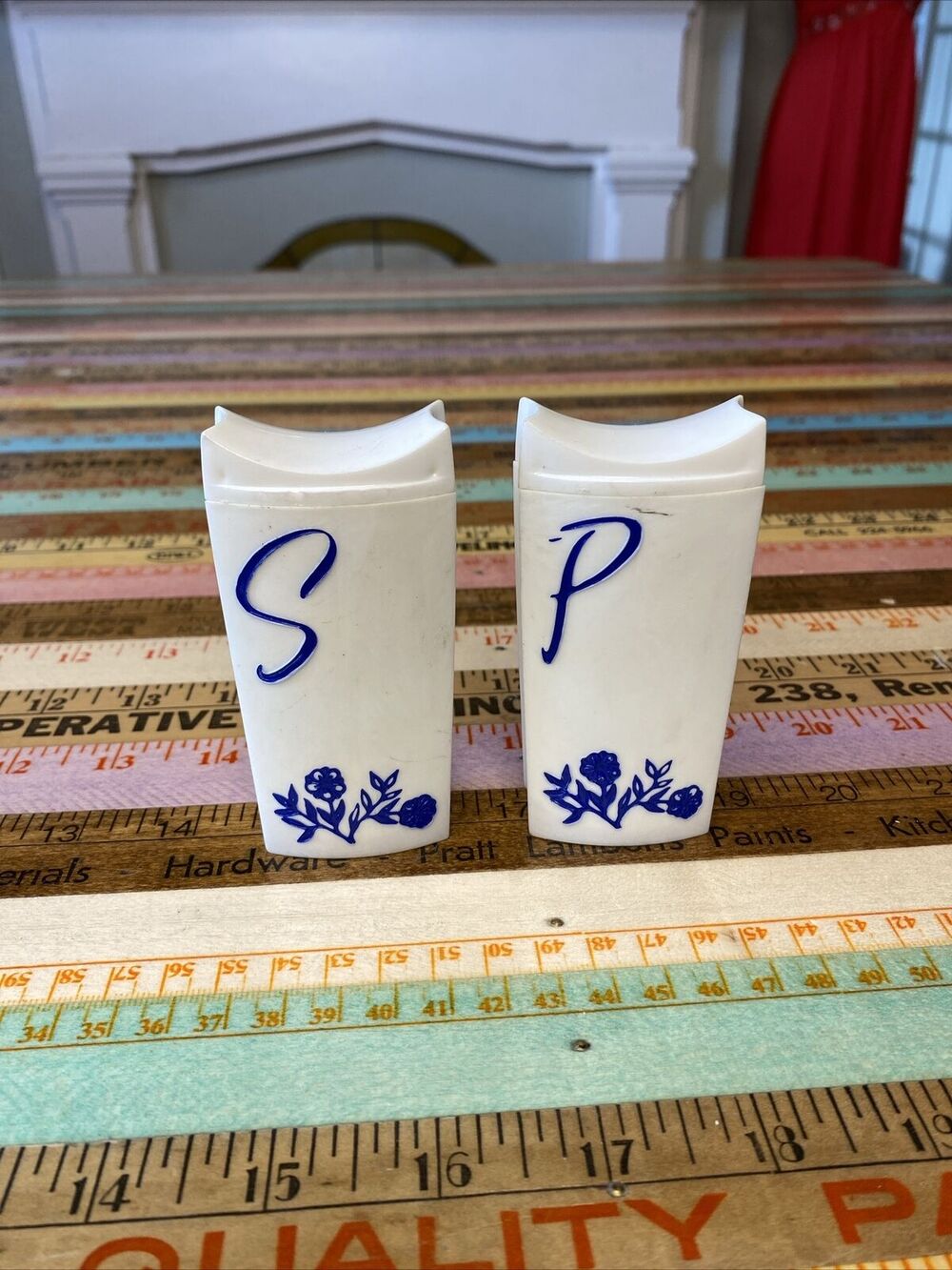 Vintage Wecolite Salt & Pepper Shakers‎ USA 1960’s Retro MCM